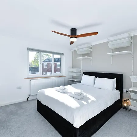 Villa Morgan House- 4 Bed House, Near Nottingham Trent Uni Esterno foto