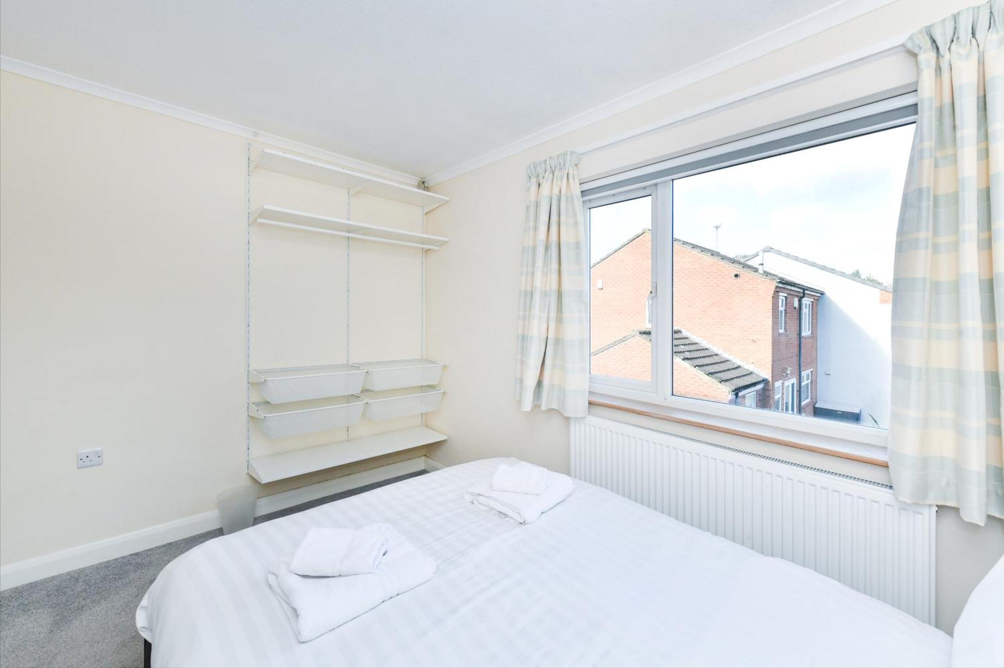 Morgan House- 4 Bed House, Near Trent Uni Nottingham