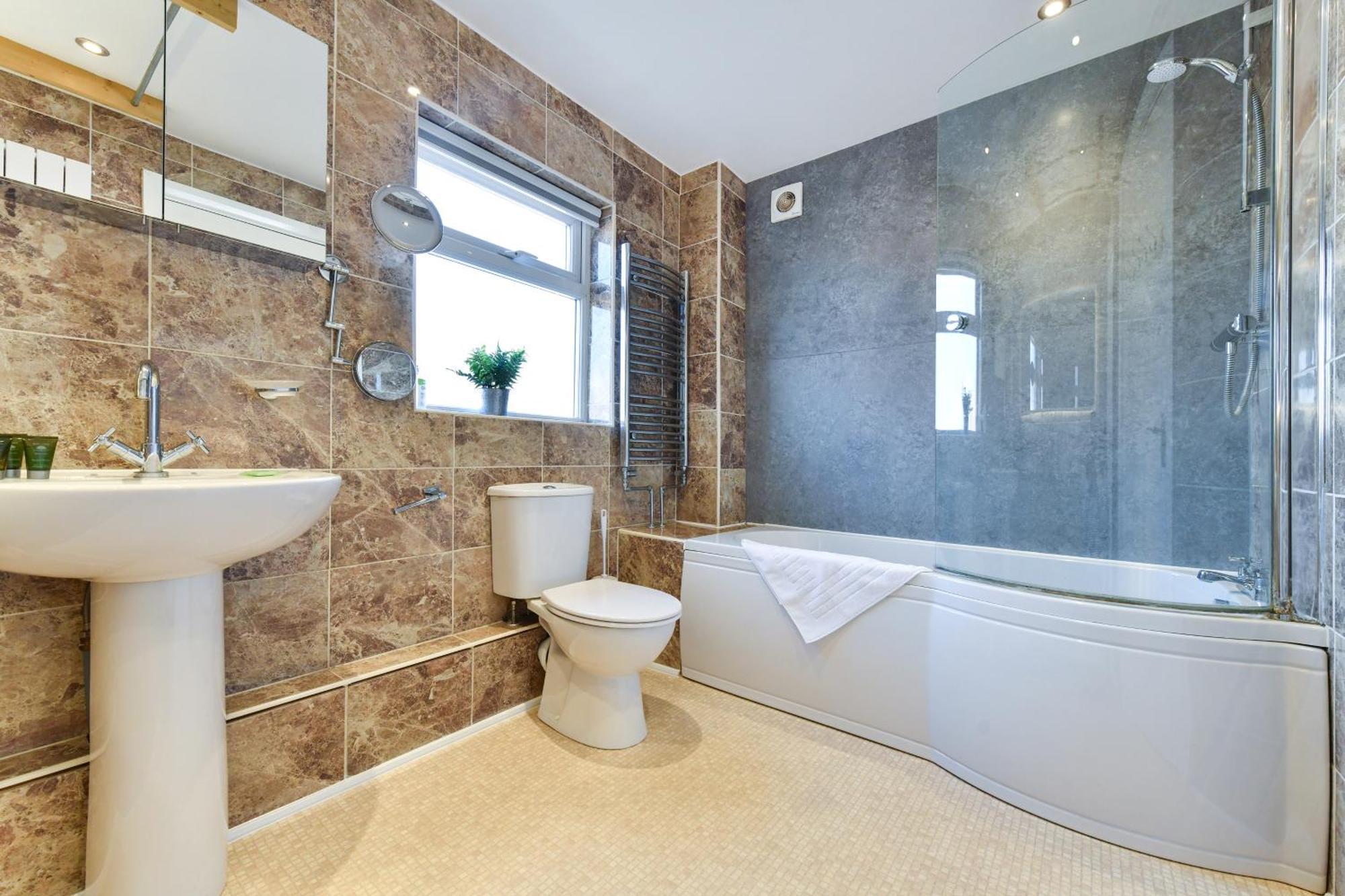 Morgan House- 4 Bed House, Near Trent Uni Casa vacanze Nottingham